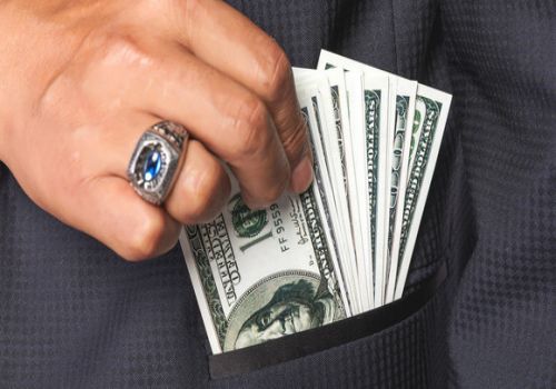 担保人起诉借款人借款人会坐牢吗